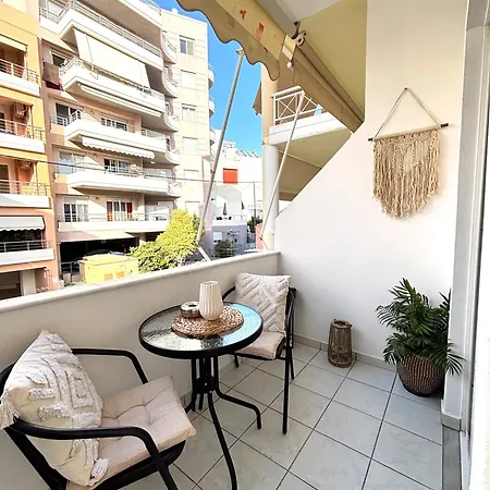 Lynne's Harmony Chania Apartment